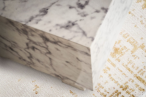 Rootz Elegant Coffee Table - Cube Table - Marble Look - White - 60cm x 60cm x 35cm - Remote Control Storage - Versatile Design - Scratch Protection