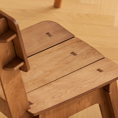 Rootz Wooden Dining Chair - Kitchen Chair - Office Chair - Easy Assembly - Scratch-Resistant - Eco-Friendly - 44.5cm x 86cm x 61cm - Brown