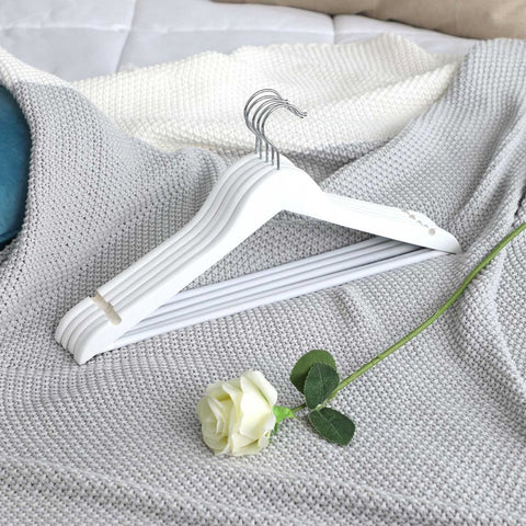 Rootz Hanger - 10 Pieces Hangers - Hangers With Trouser Bar - Clothes Hanger - Coat Hanger - Garment Hanger - Plastic Hanger - Non-slip Hanger - Space-saving Hanger - White - 44.5 x 23 x 1.2 cm (W x H x D)