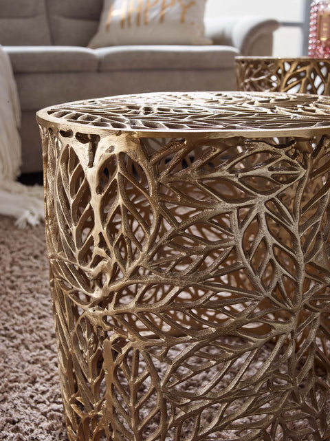 Rootz Nesting Tables - Set of 2 - Gold Aluminum - Modern Design with Flower Pattern - Metal Round Coffee Table for Living Room