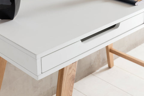 Rootz Worktable - Scandinavian Design - Laptop Table with Cable Aperture - Office Table with Oak Leg - White - 110x85x60cm